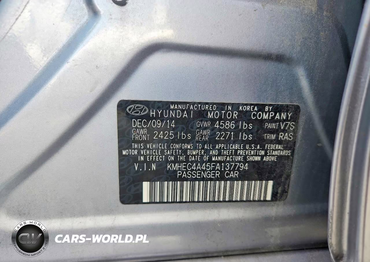 2015 Hyundai Sonata Hybrid Base VIN:KMHEC4A45FA137794 - 12