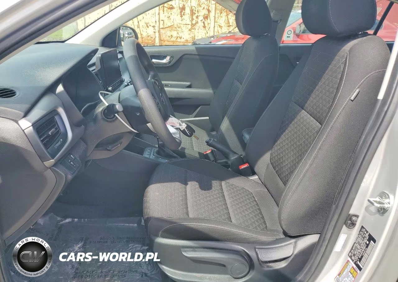 2021 Kia Rio S VIN:3KPA24AD7ME386615 - 7