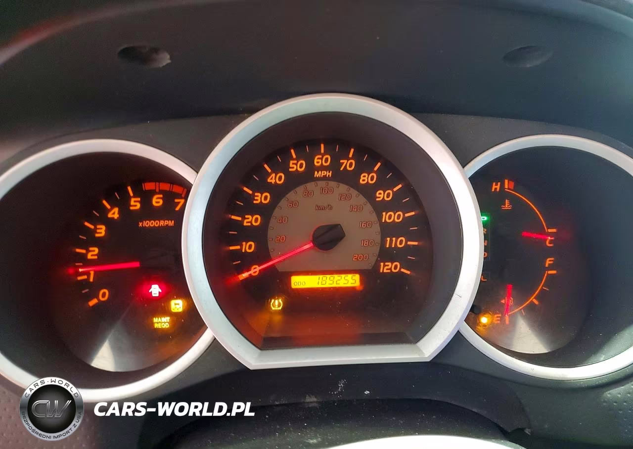 2010 Toyota Tacoma Prerunner V6 VIN:5TETU4GN3AZ745529 - 9