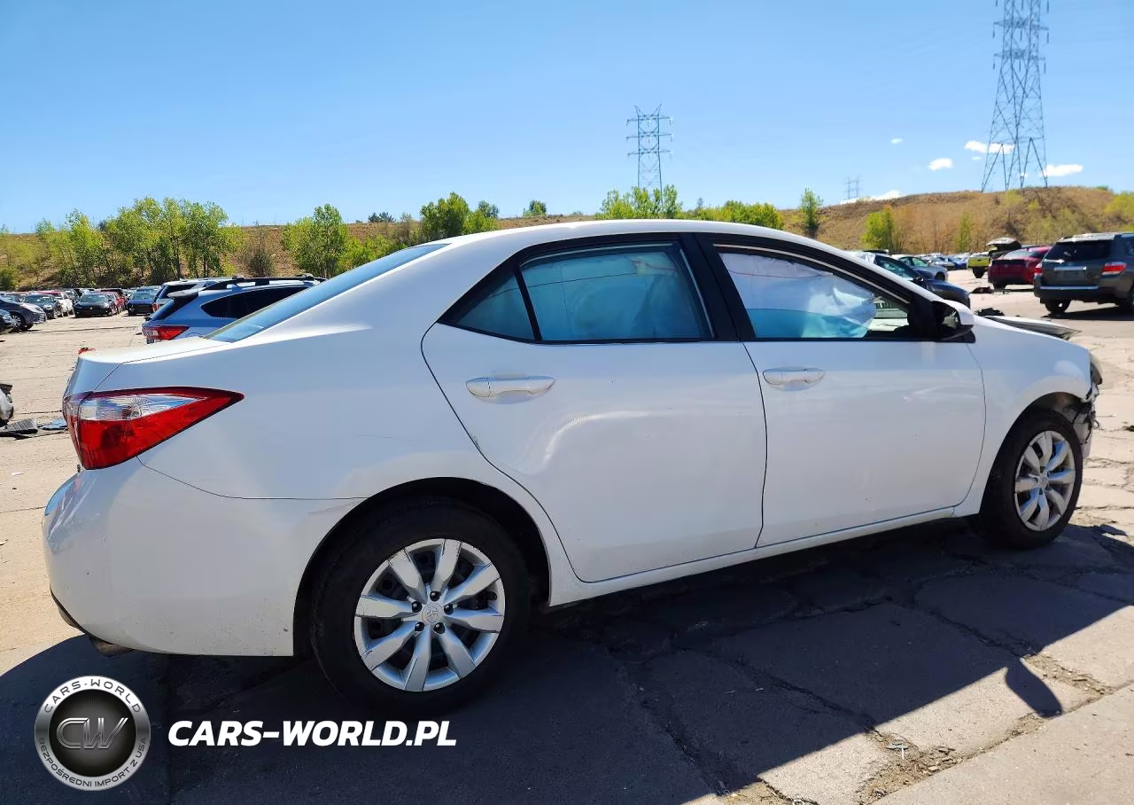 2016 Toyota Corolla Le VIN:5YFBURHEXGP510695 - 3