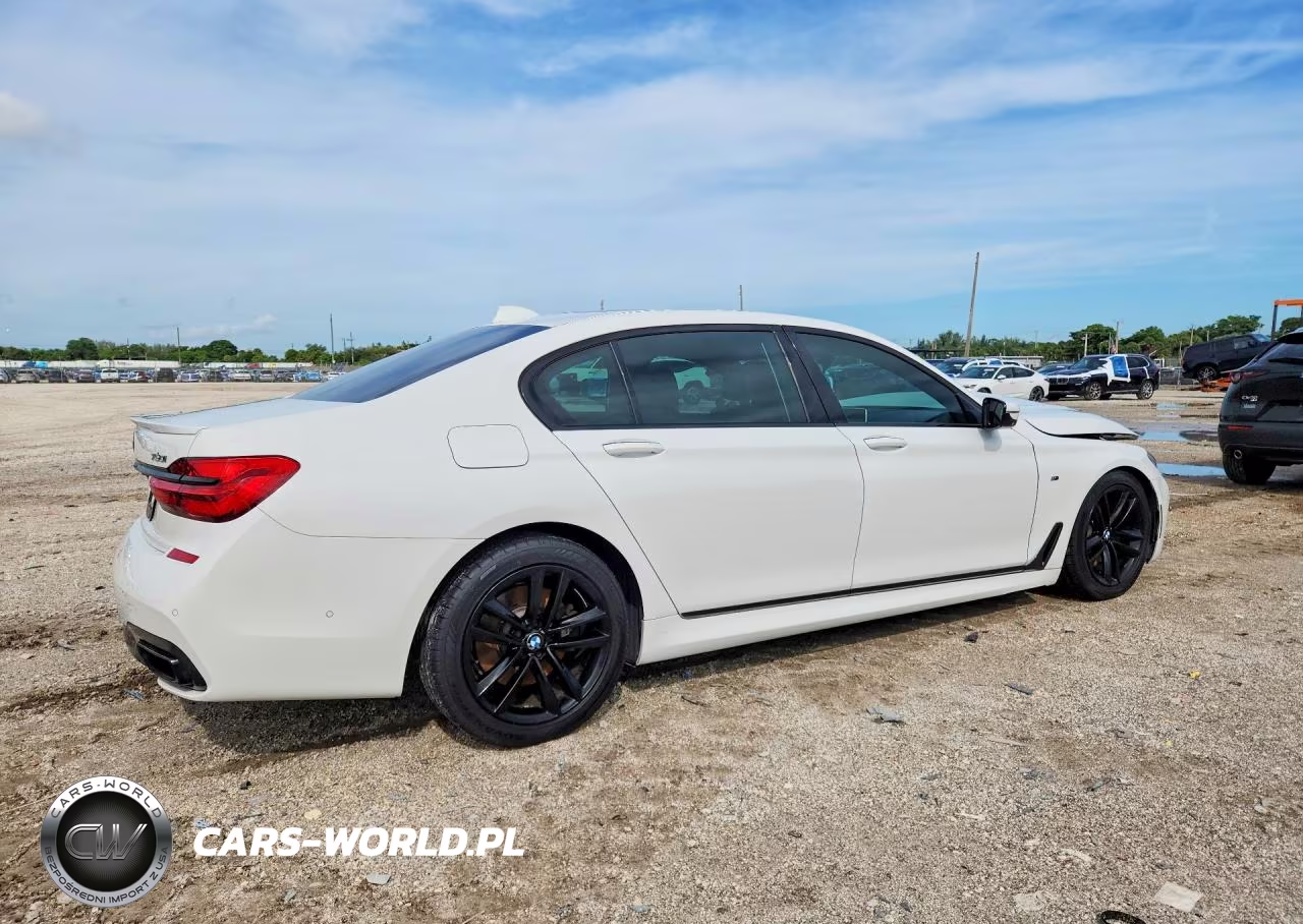 2016 BMW 750 Xi VIN:WBA7F2C56GG420814 - 3