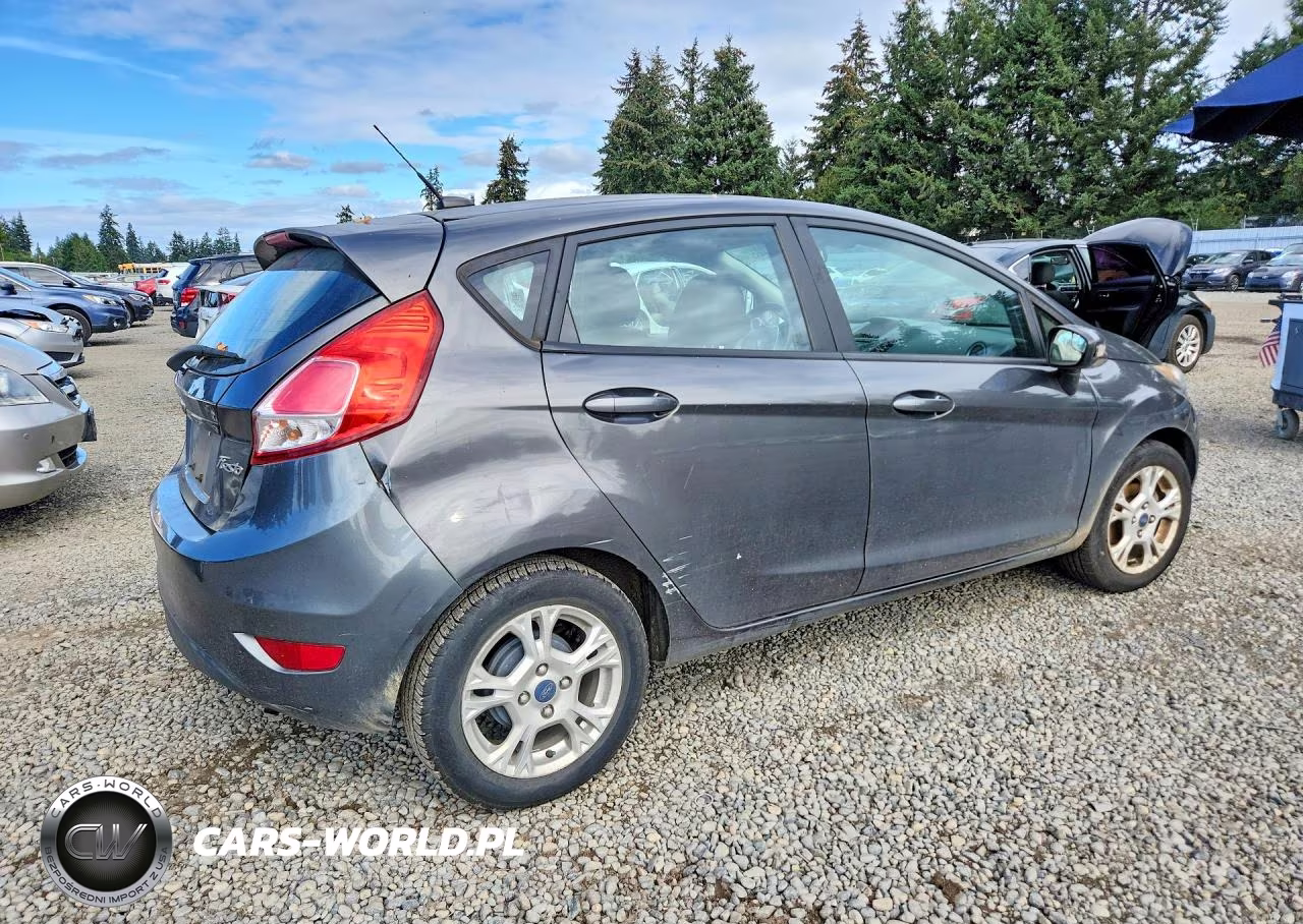 2015 Ford Fiesta Se VIN:3FADP4EJ3FM204664 - 3
