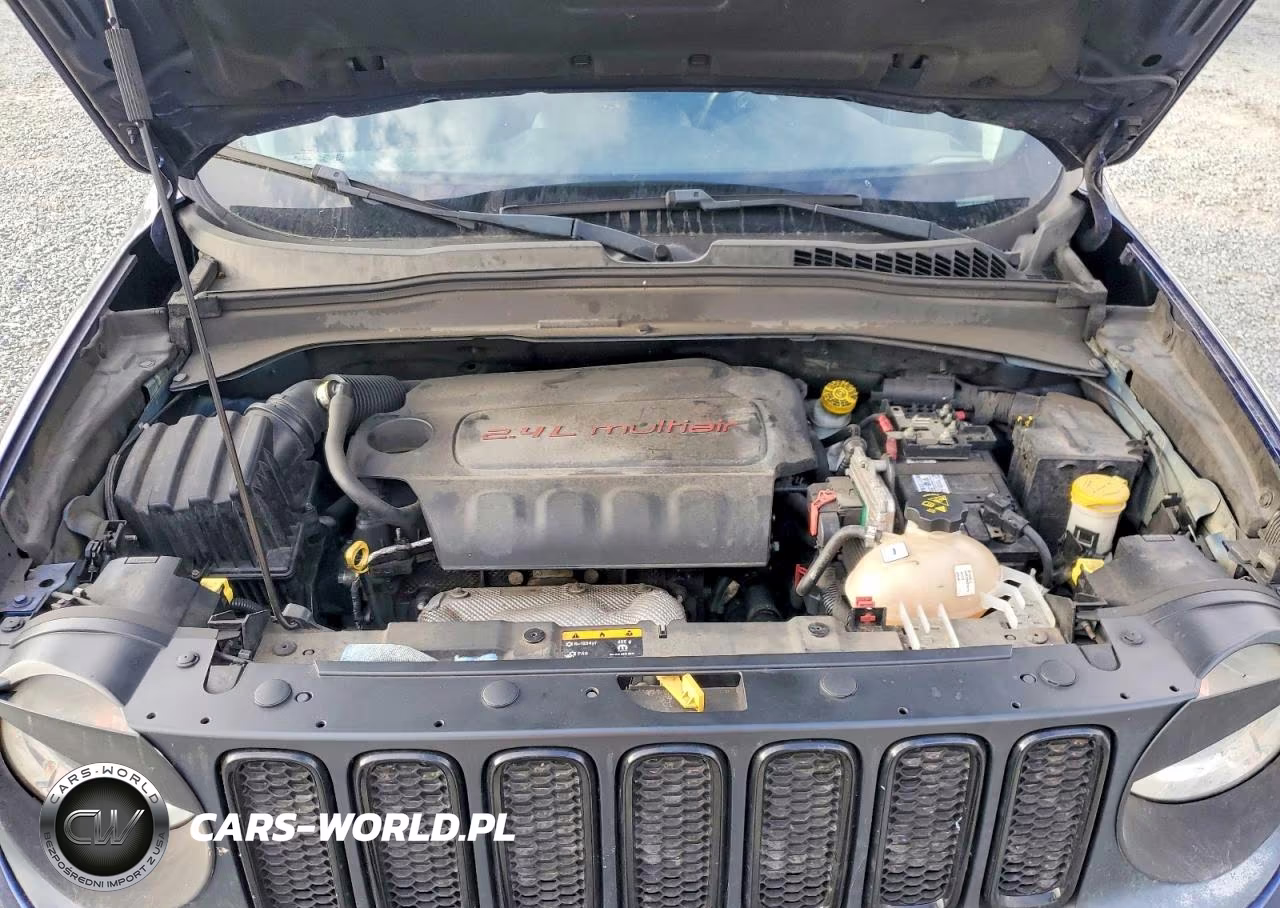 2018 Jeep Renegade Latitude VIN:ZACCJABB2JPH34195 - 12
