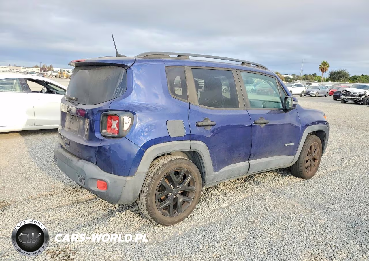 2018 Jeep Renegade Latitude VIN:ZACCJABB2JPH34195 - 3