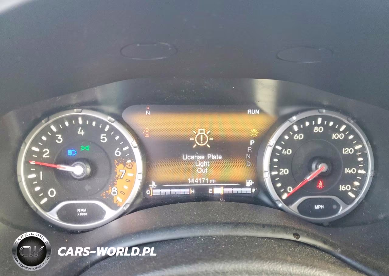 2018 Jeep Renegade Latitude VIN:ZACCJABB2JPH34195 - 9