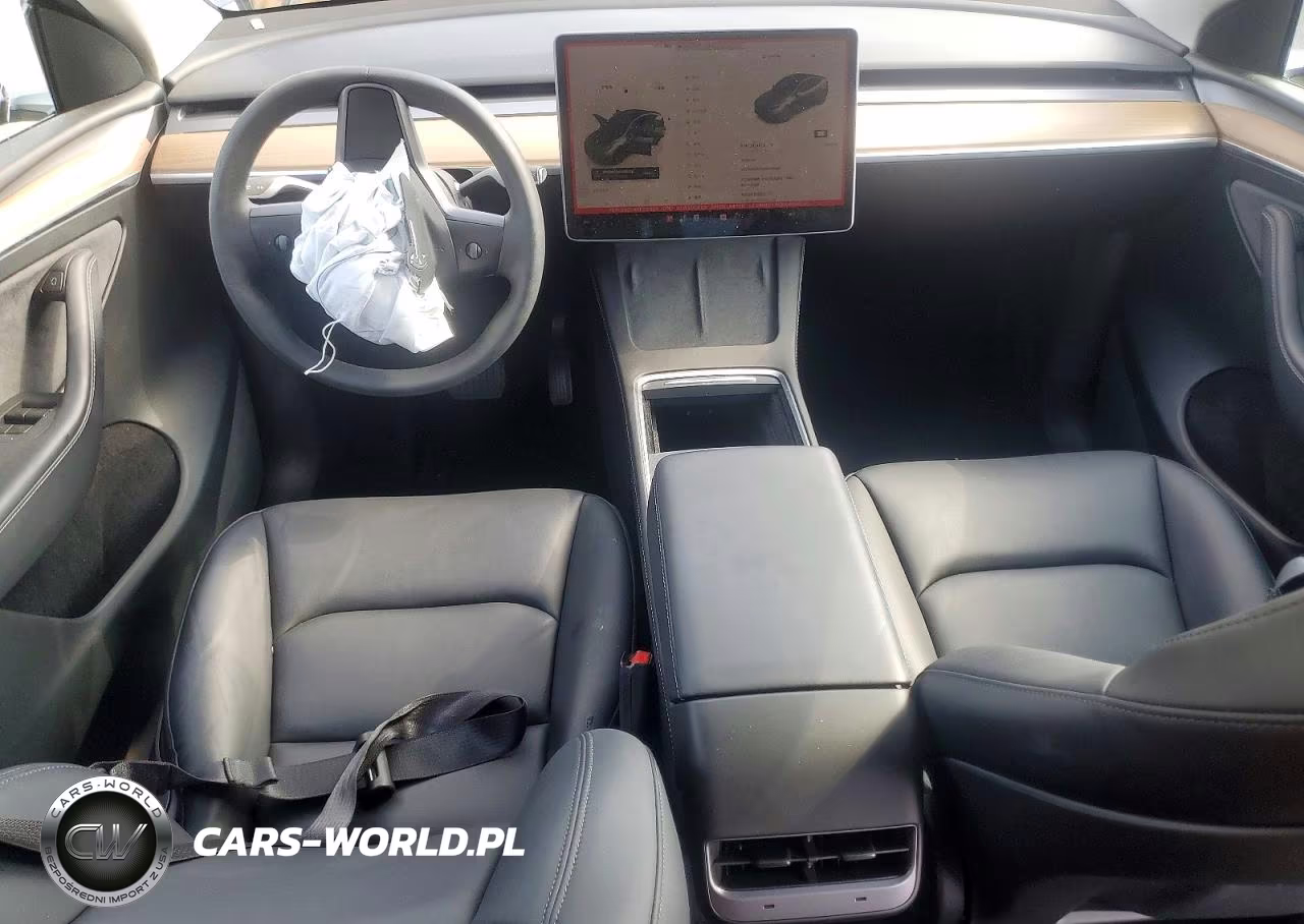 2025 Tesla Model Y VIN:7SAYGDEDXSF315929 - 8