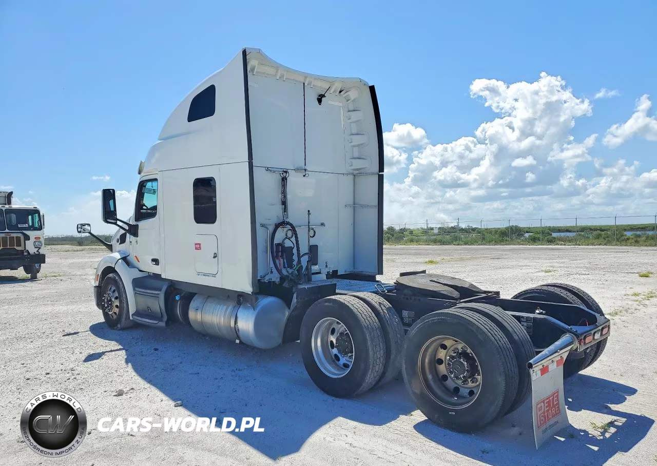 2022 Peterbilt 579 Semi Truck VIN:1XPBDP9X8ND789910 - 2
