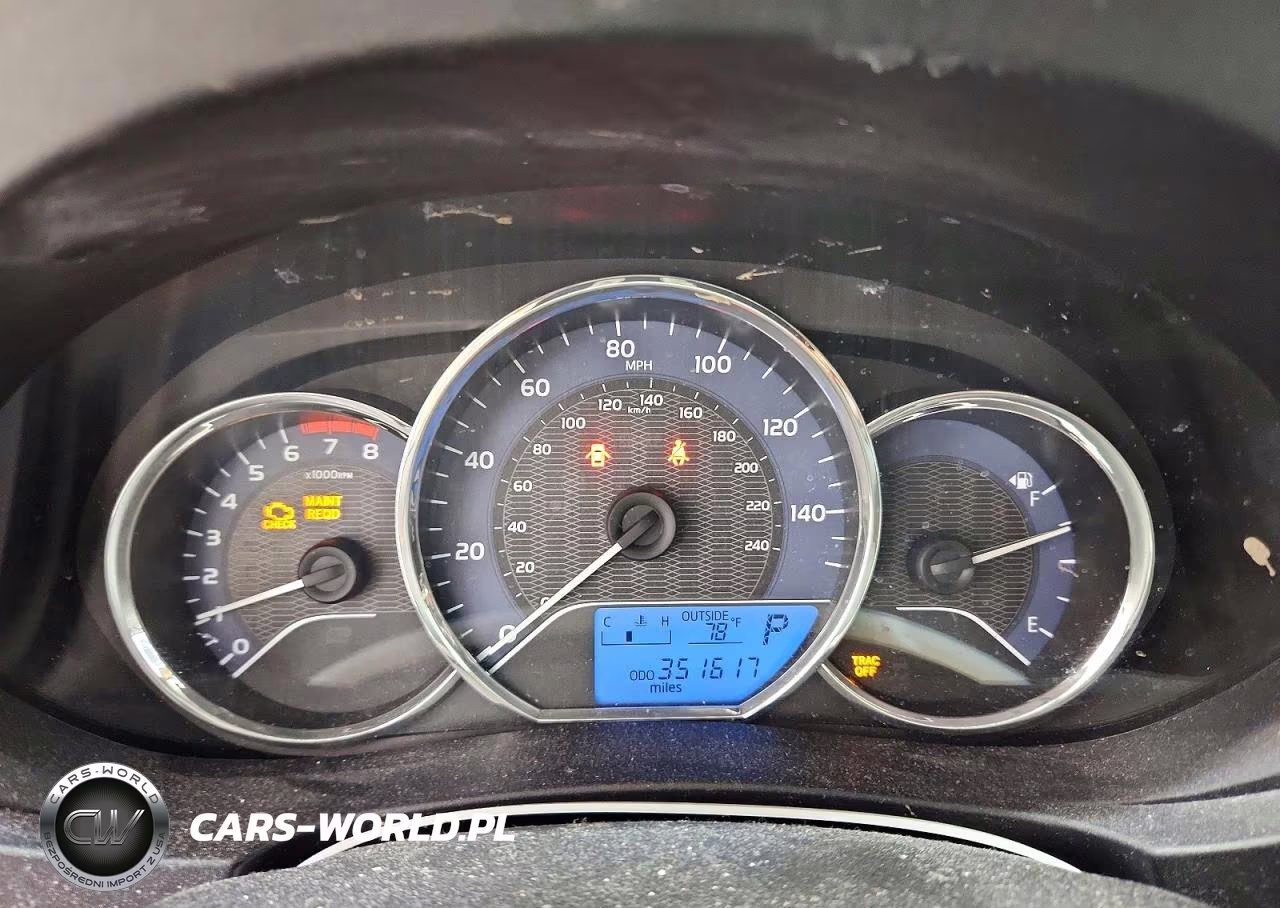 2015 Toyota Corolla Le Eco VIN:5YFBPRHE8FP195367 - 9