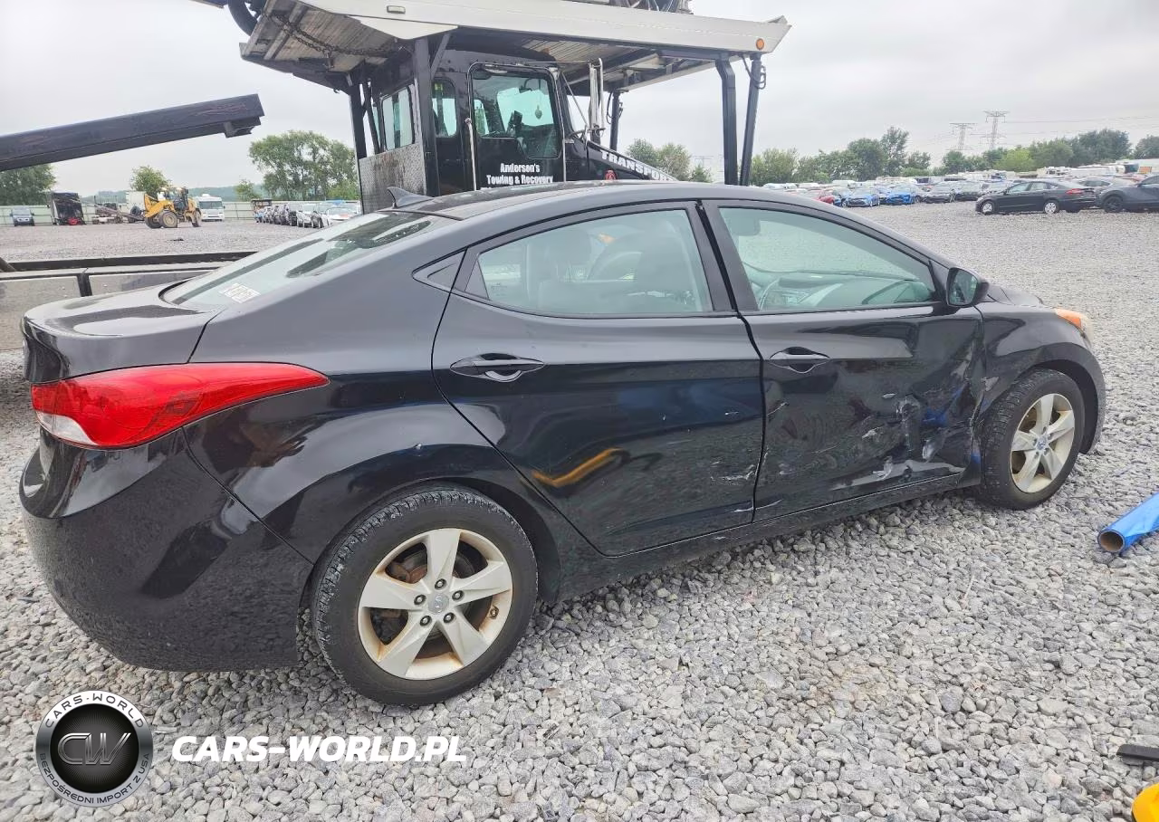 2013 Hyundai Elantra Gls VIN:KMHDH4AE8DU842400 - 3
