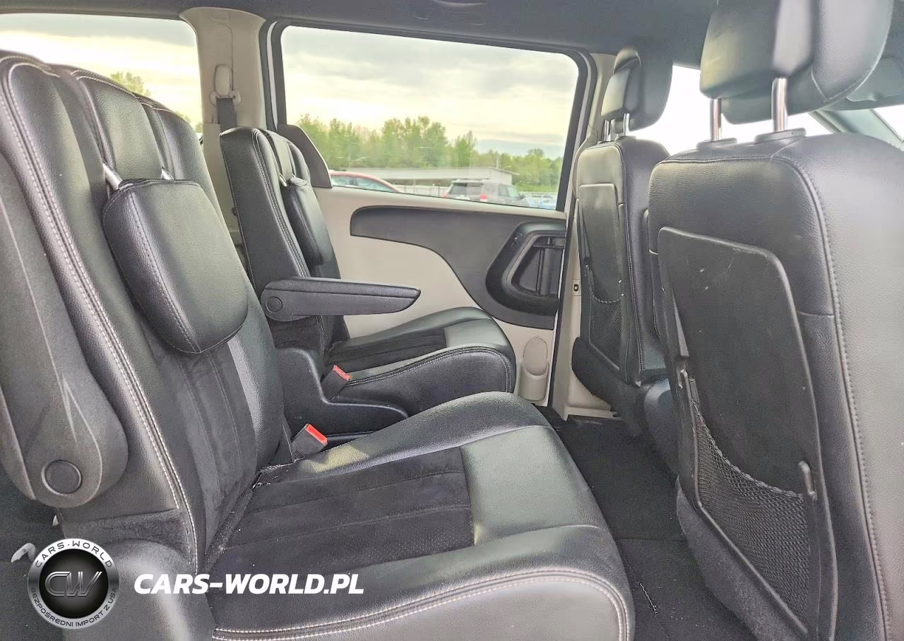 2018 Dodge Grand Caravan Sxt VIN:2C4RDGCG0JR325171 - 11