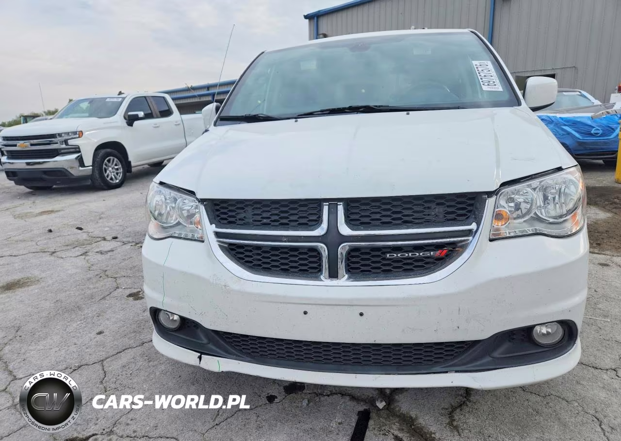2018 Dodge Grand Caravan Sxt VIN:2C4RDGCG0JR325171 - 5