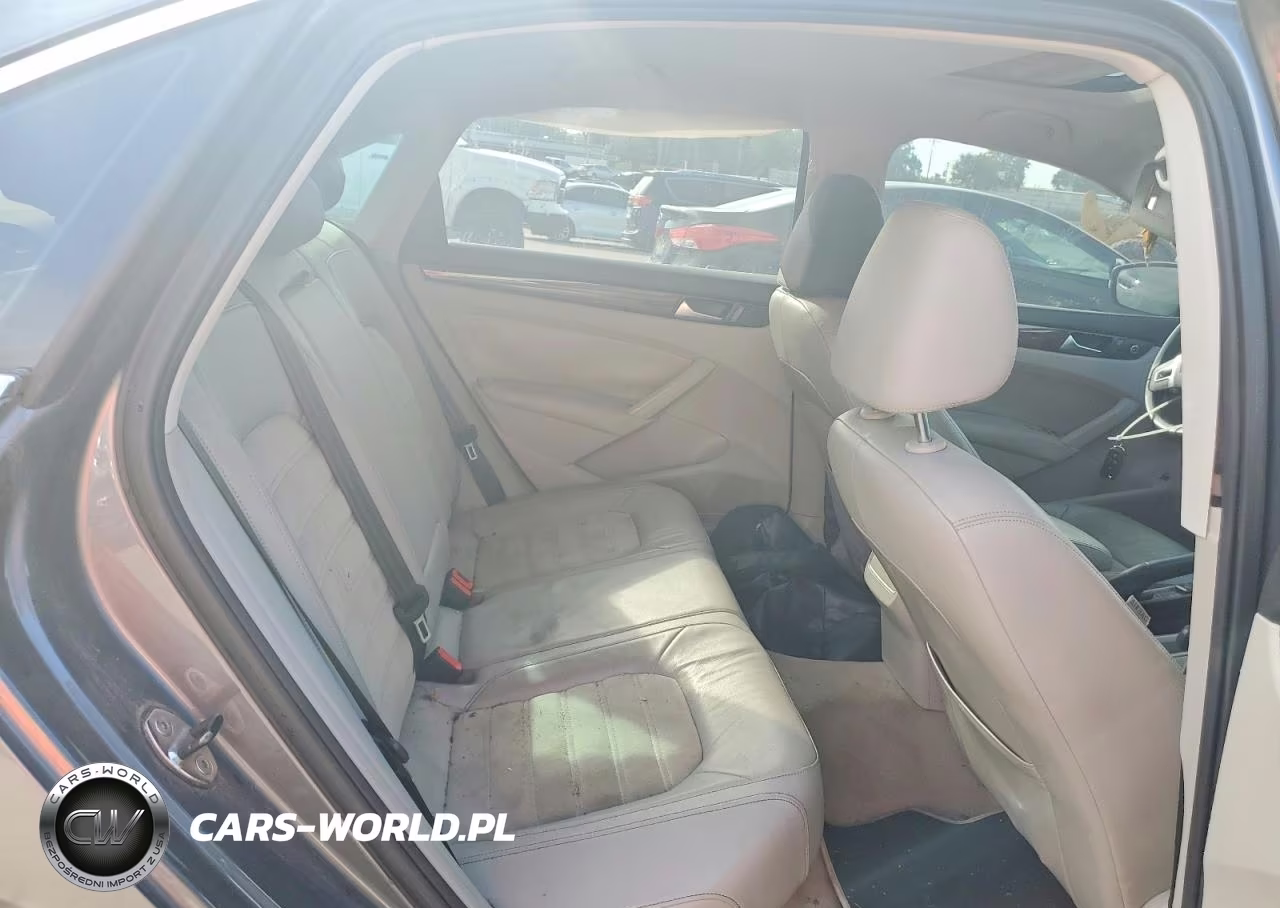 2012 Volkswagen Passat Sel VIN:1VWCH7A32CC110202 - 10