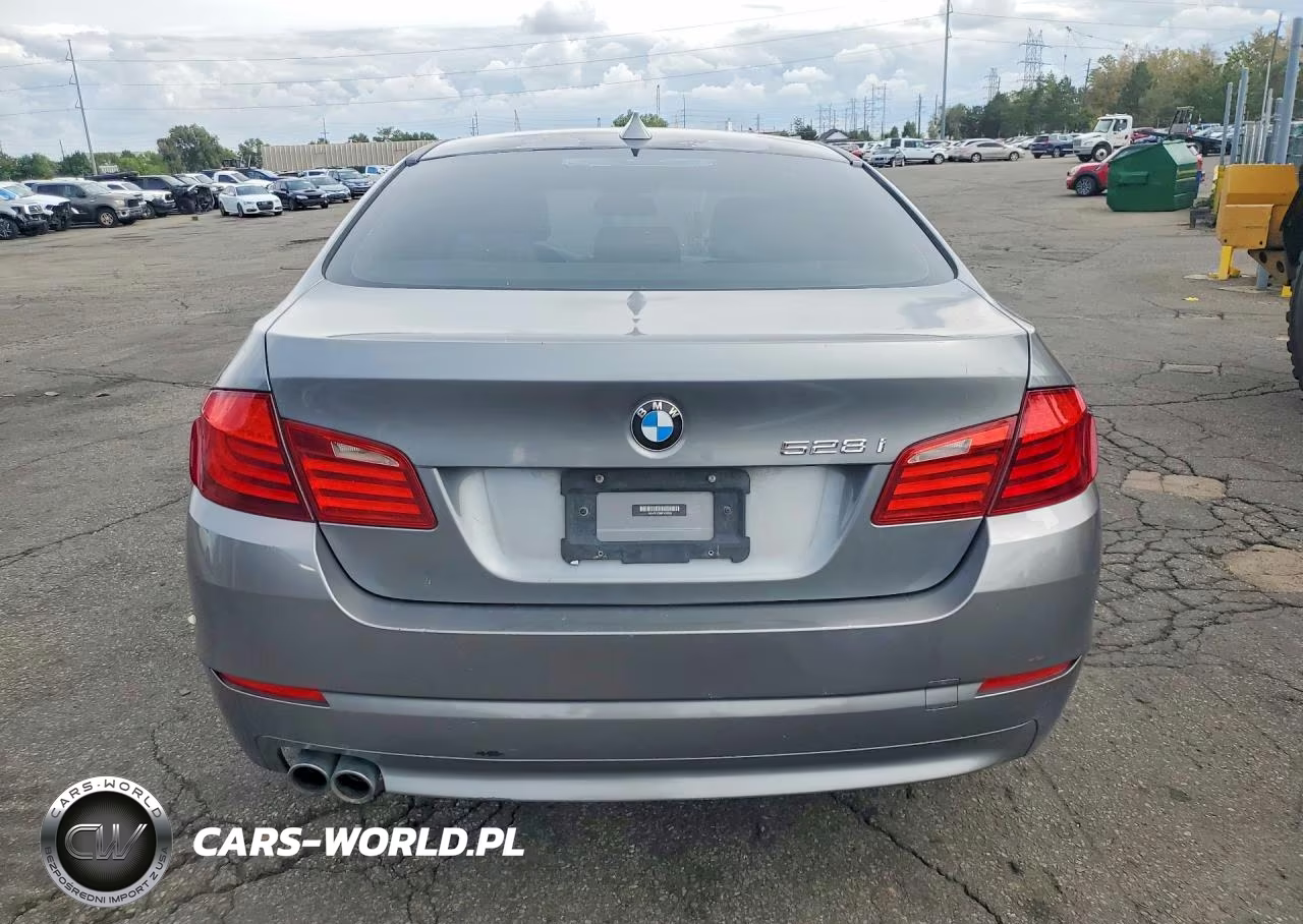 2011 BMW 528 I VIN:WBAFR1C58BDS36529 - 6