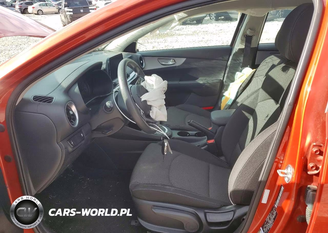 2024 Kia Forte Lx VIN:3KPF24AD4RE727238 - 7