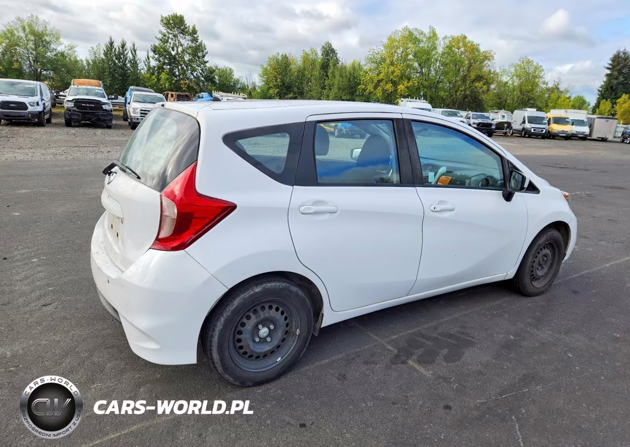 2017 Nissan Versa Note S Plus VIN:3N1CE2CP2HL367373 - 3