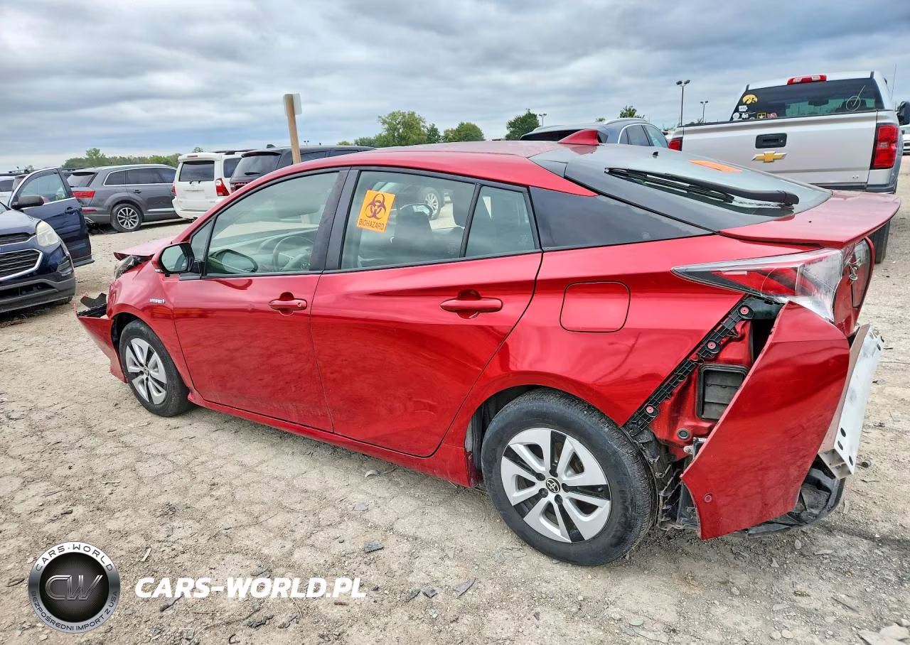2018 Toyota Prius Three VIN:JTDKARFU4J3551553 - 2