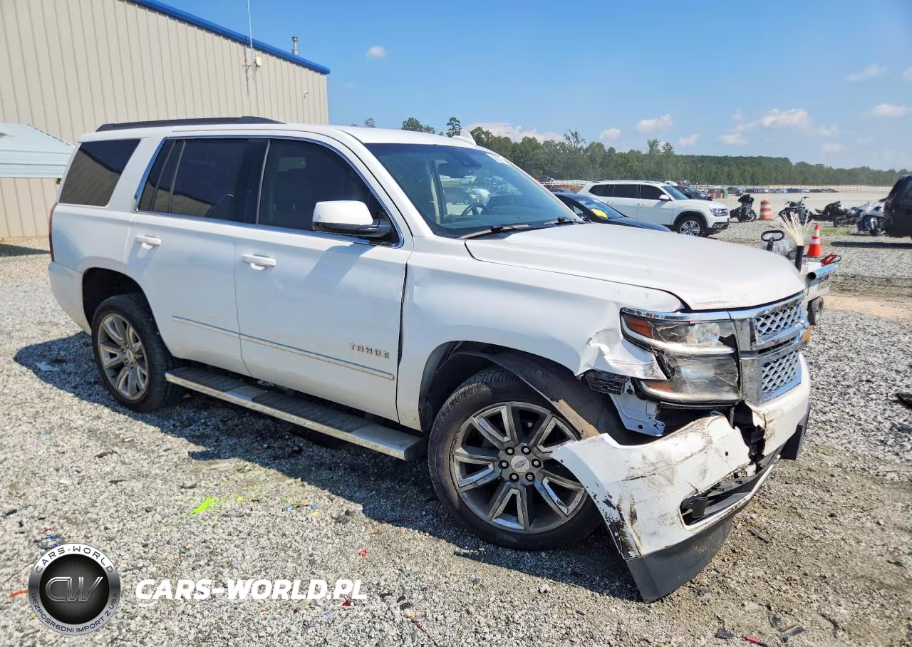 2017 Chevrolet Tahoe C1500 Lt VIN:1GNSCBKC1HR383738 - 4