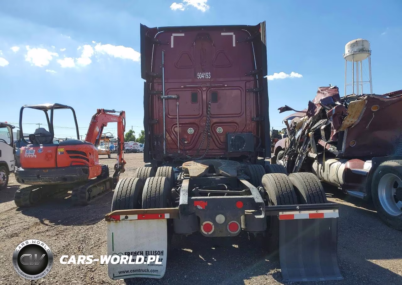 2015 Freightliner Cascadia 125 VIN:3AKJGLD5XFSGJ6058 - 6