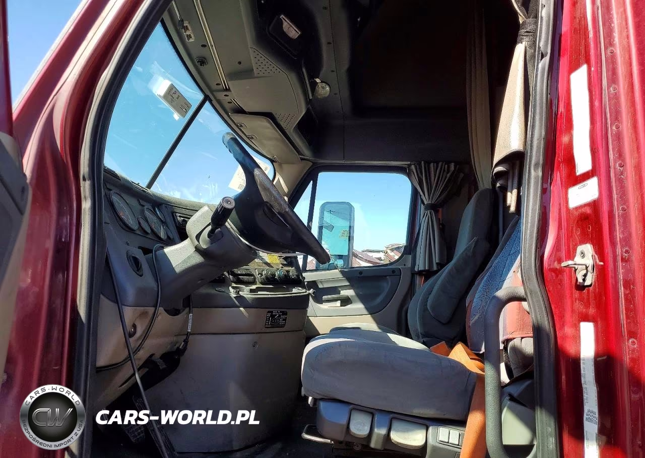 2015 Freightliner Cascadia 125 VIN:3AKJGLD5XFSGJ6058 - 7