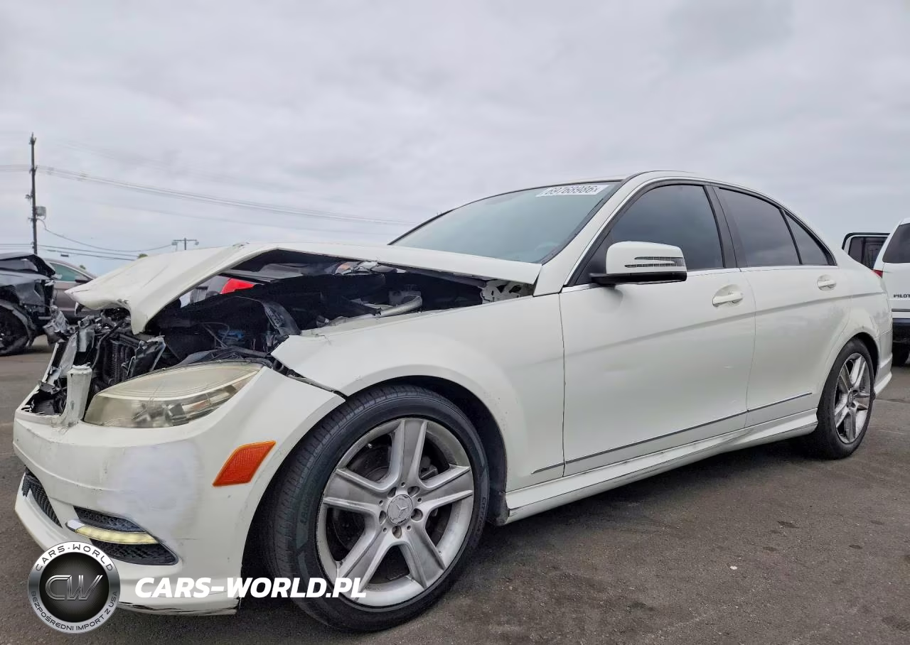 2011 Mercedes-Benz C 300
