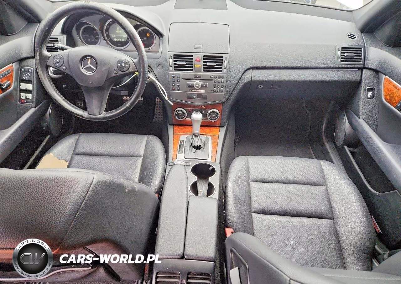 2011 Mercedes-Benz C 300 VIN:WDDGF5EB5BR182030 - 8