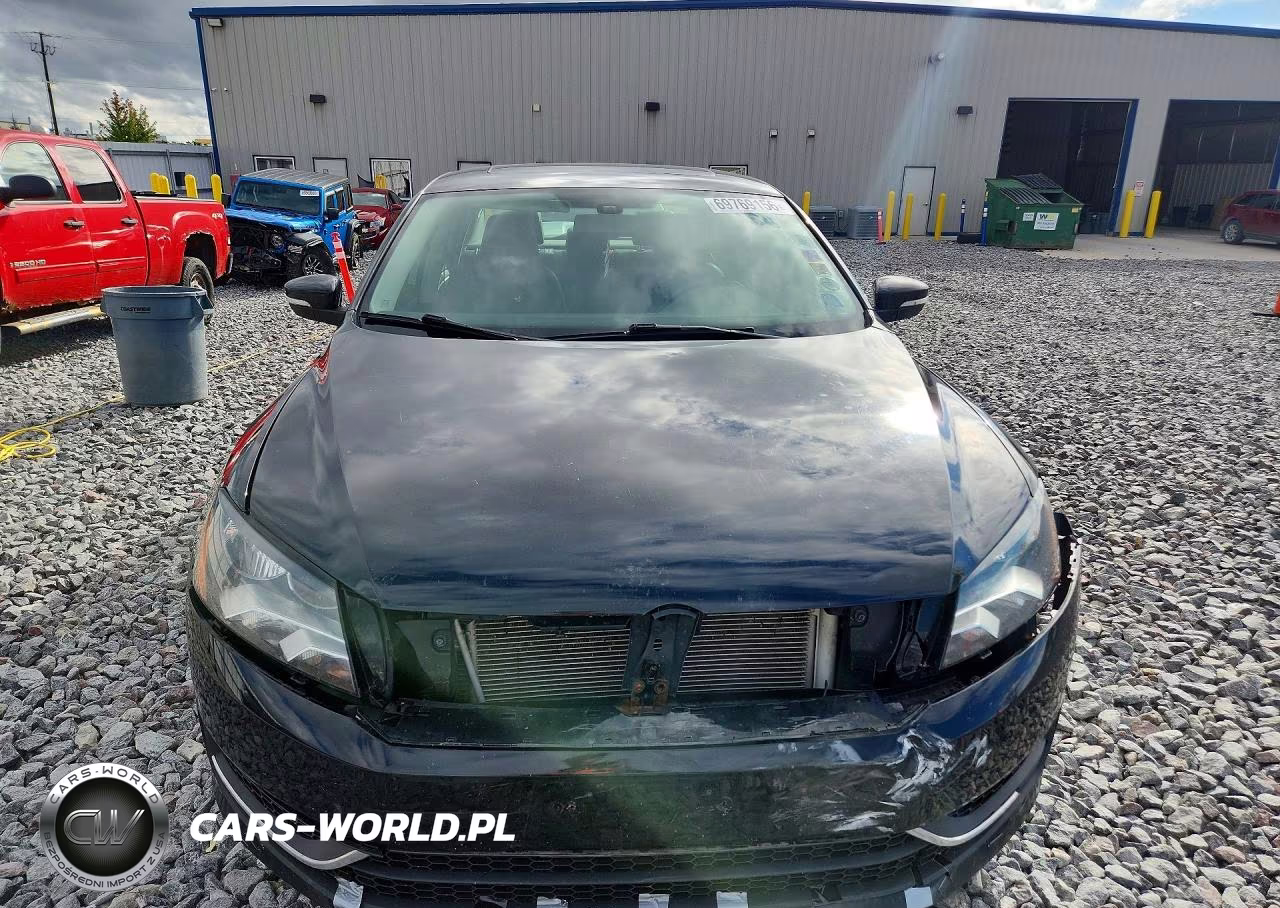 2013 Volkswagen Passat Se VIN:1VWBH7A31DC006877 - 5