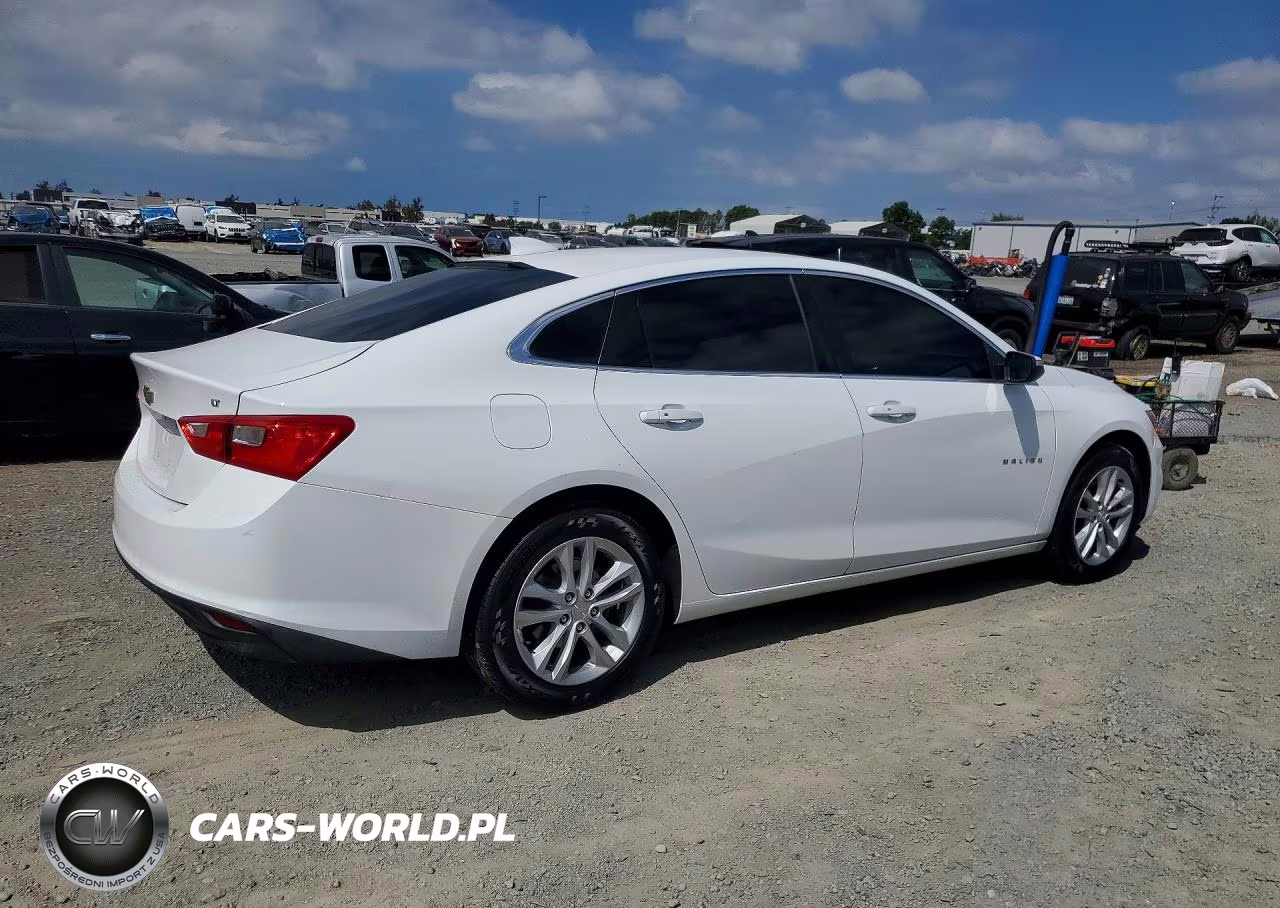 2016 Chevrolet Malibu Lt VIN:1G1ZE5ST9GF245117 - 3