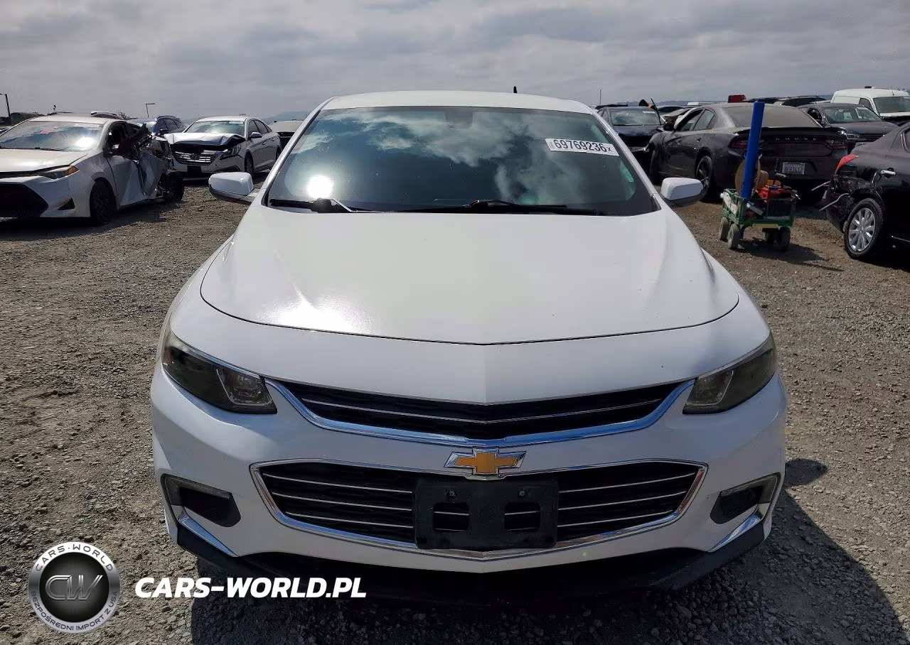 2016 Chevrolet Malibu Lt VIN:1G1ZE5ST9GF245117 - 5