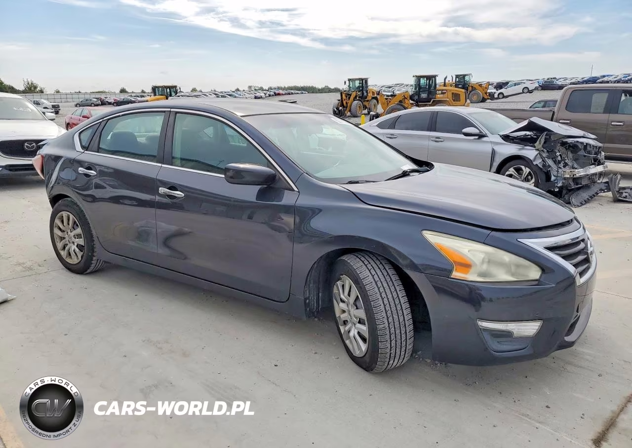 2013 Nissan Altima 2.5 VIN:1N4AL3APXDC214643 - 4