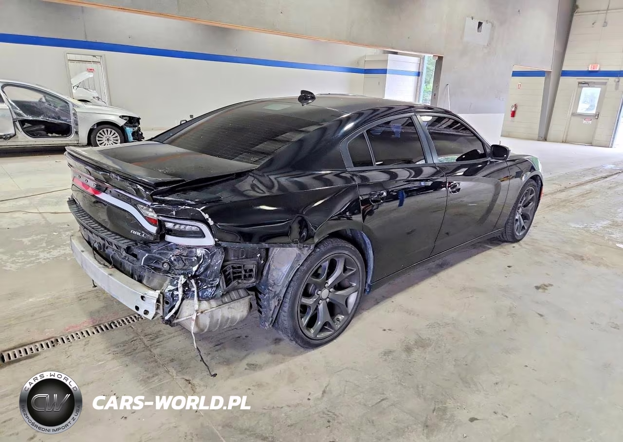 2015 Dodge Charger Sxt VIN:2C3CDXHG3FH863220 - 3