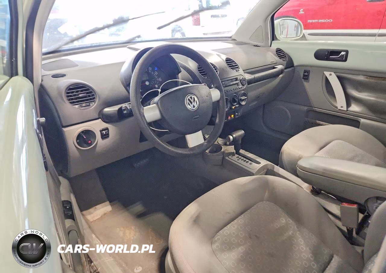 2002 Volkswagen New Beetle Gls VIN:3VWCB21C62M456304 - 8
