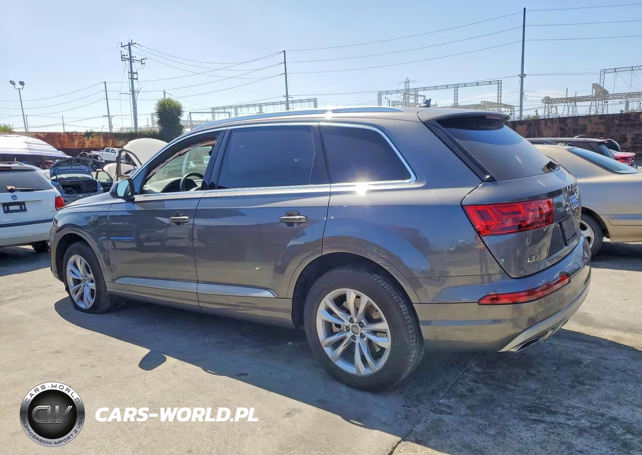 2019 Audi Q7 Premium VIN:WA1AAAF72KD037066 - 2