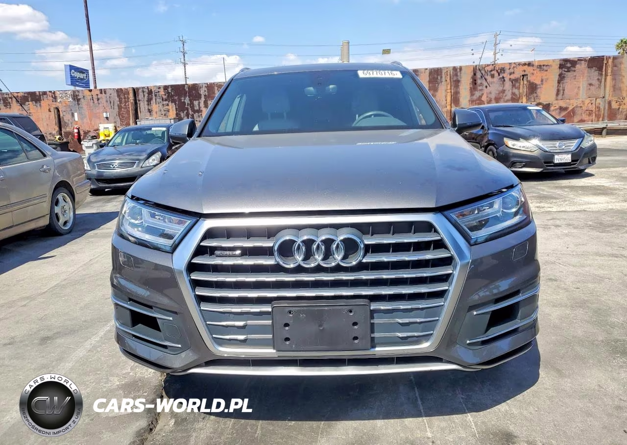 2019 Audi Q7 Premium VIN:WA1AAAF72KD037066 - 5