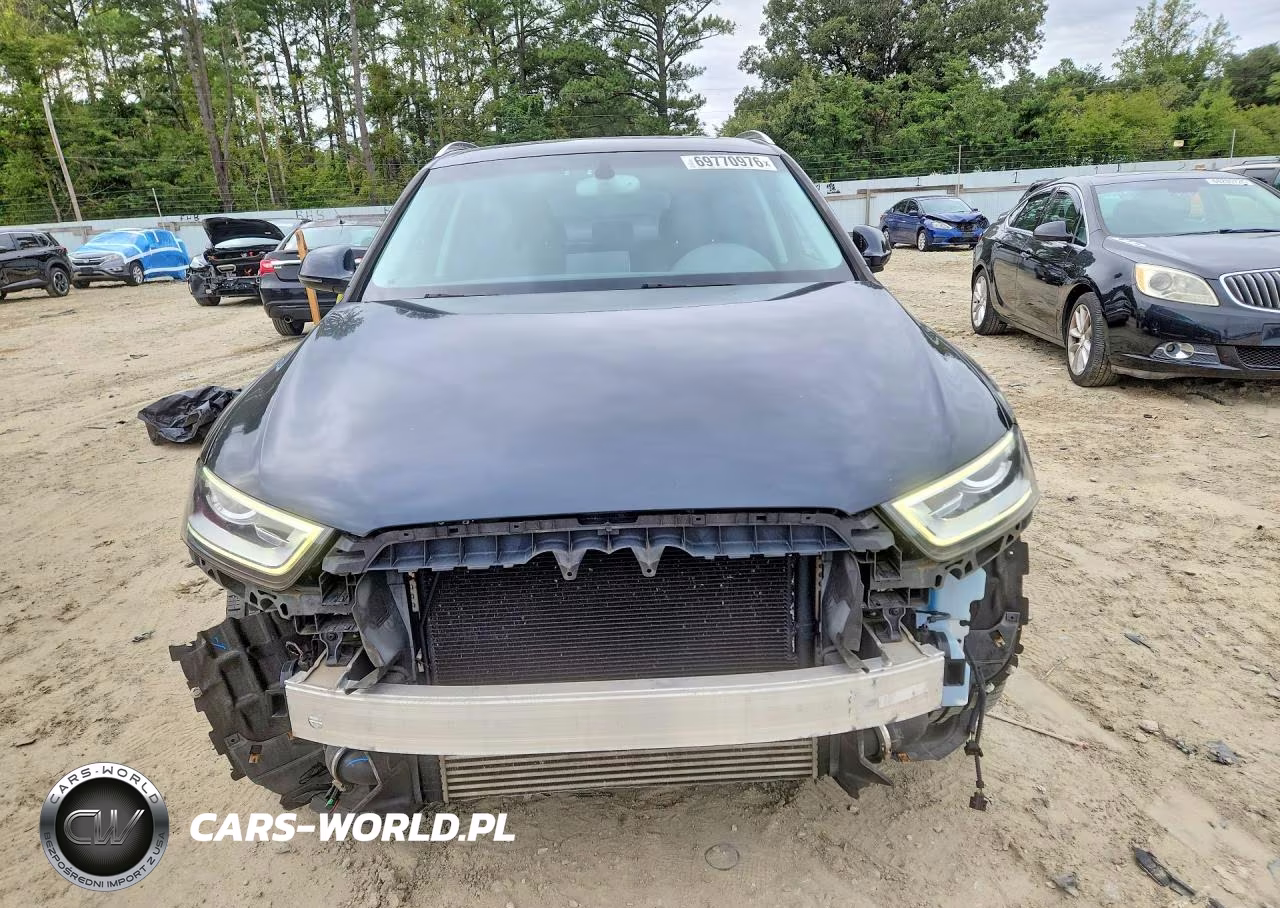 2015 Audi Q3 Prestige VIN:WA1GFCFSXFR004742 - 5