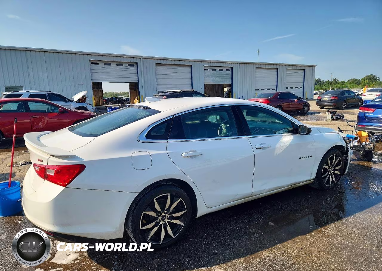 2020 Chevrolet Malibu Rs VIN:1G1ZG5ST5LF148257 - 3
