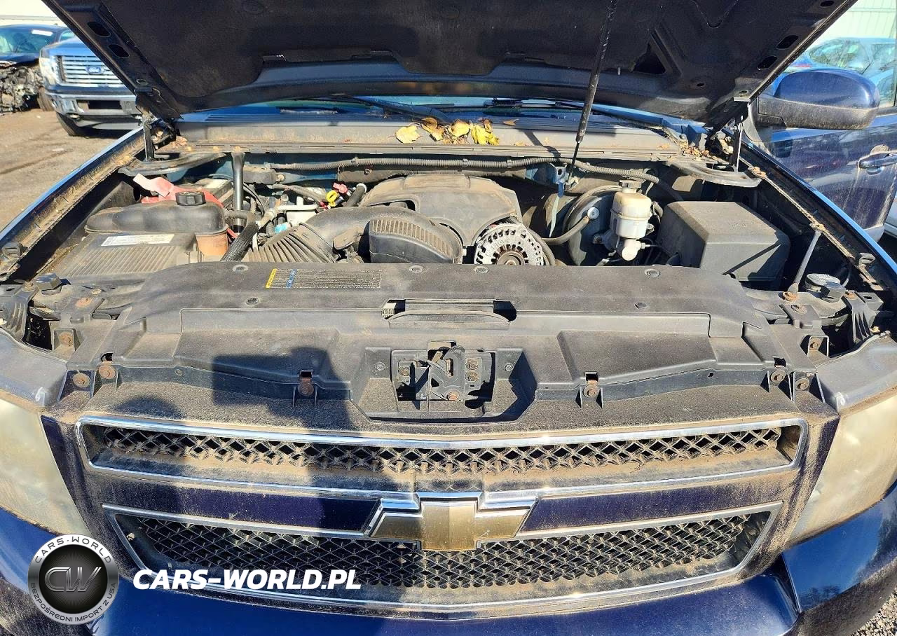 2008 Chevrolet Suburban VIN:3GNFK16358G173054 - 11