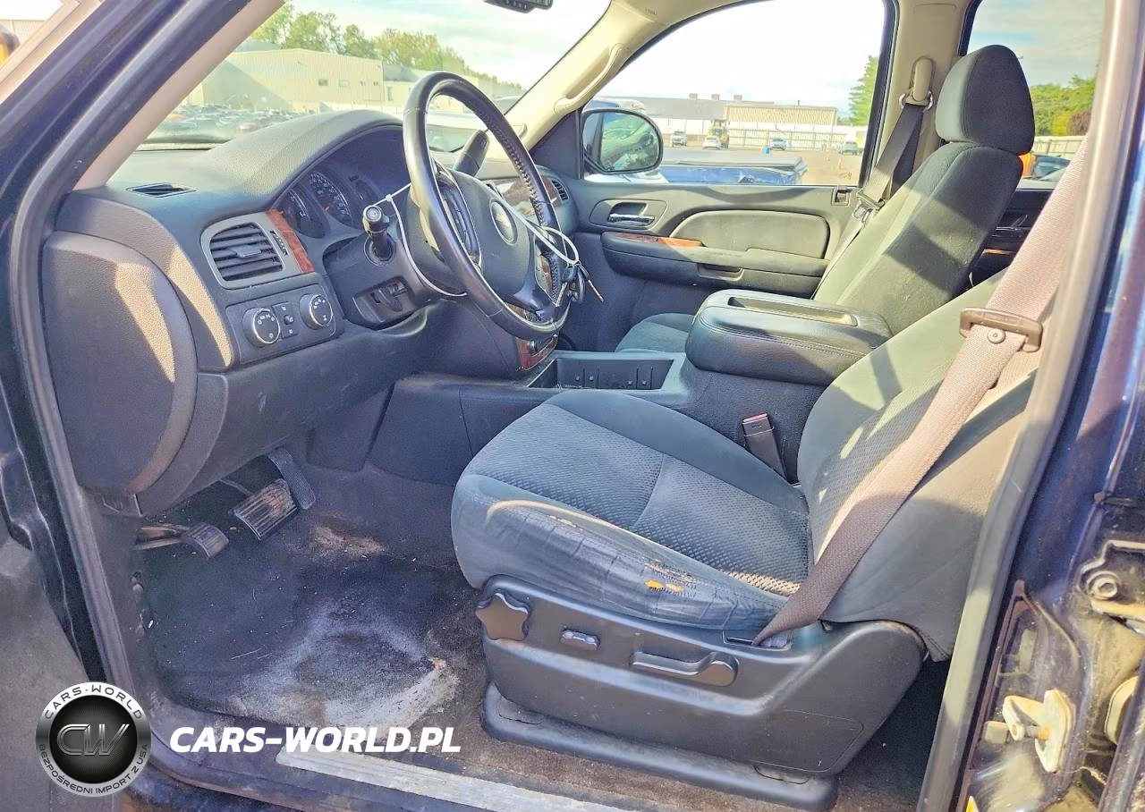 2008 Chevrolet Suburban VIN:3GNFK16358G173054 - 7