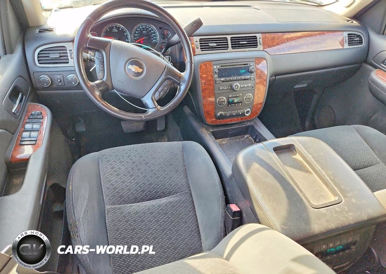 2008 Chevrolet Suburban VIN:3GNFK16358G173054 - 8