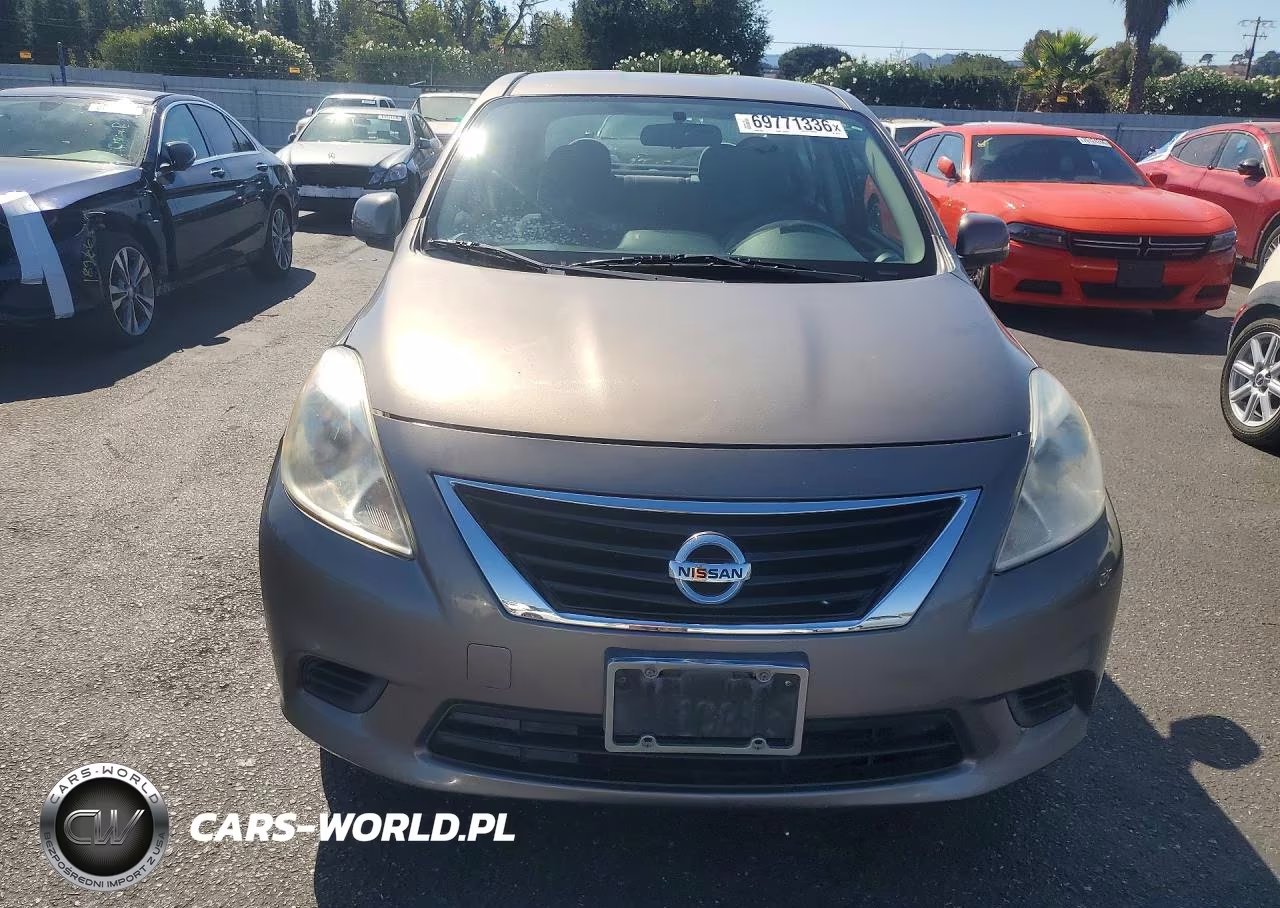 2013 Nissan Versa 1.6 S VIN:3N1CN7APXDL829155 - 5