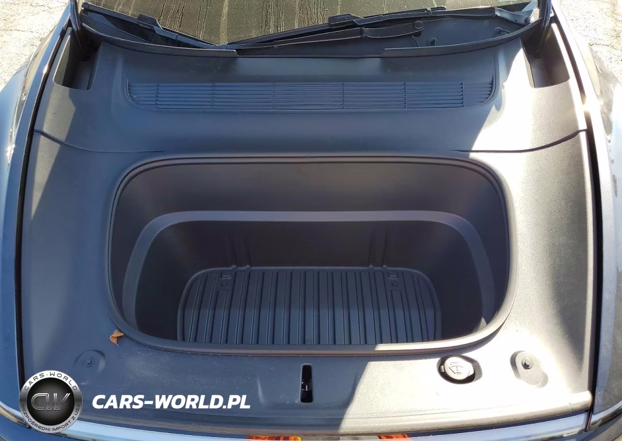 2026 Tesla Model Y VIN:7SAYGDEE1TF657392 - 12