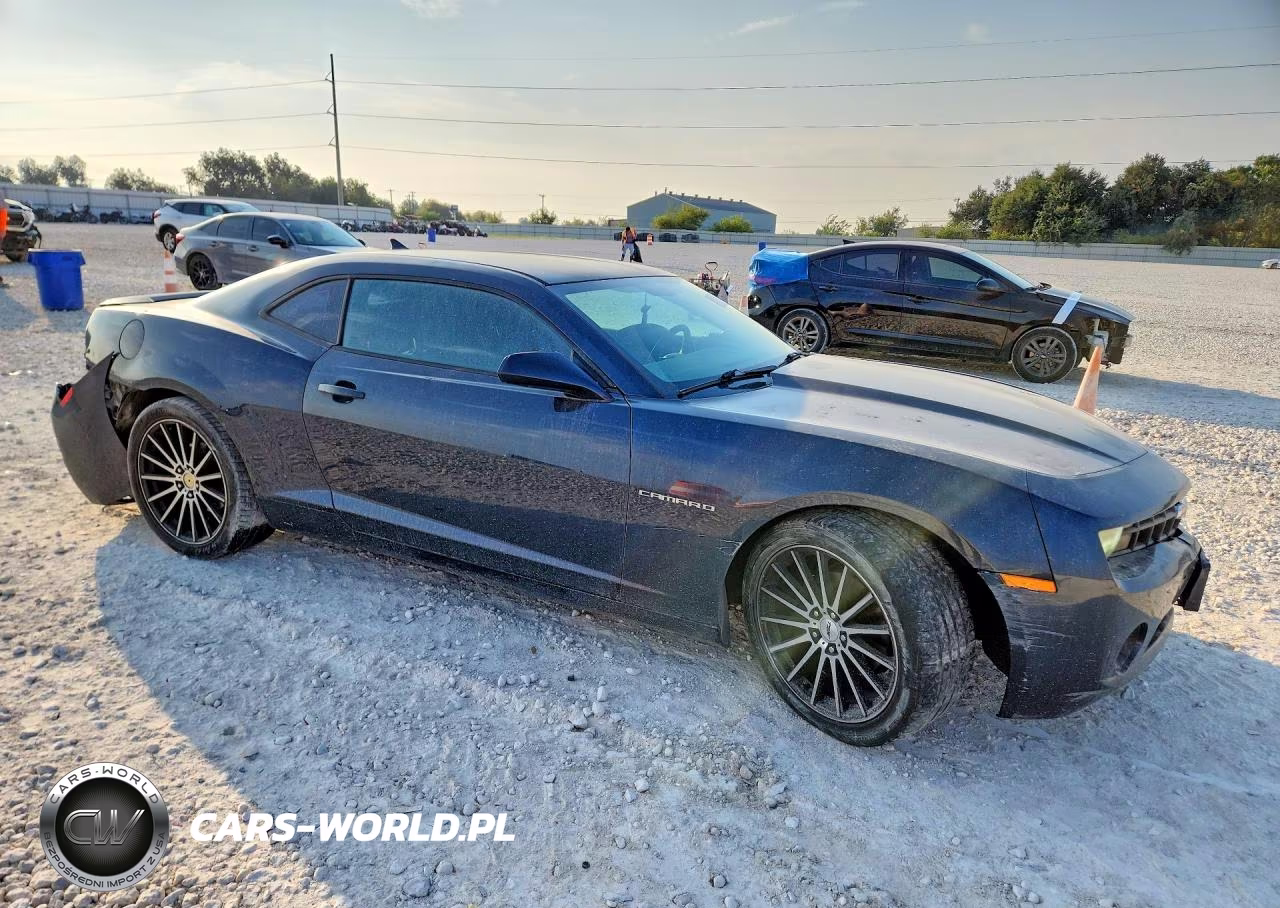 2013 Chevrolet Camaro Ls VIN:2G1FA1E39D9156722 - 4