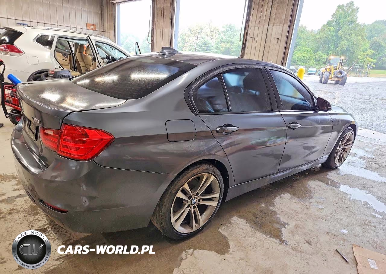 2013 BMW 328 I VIN:WBA3A5G50DNN66075 - 3