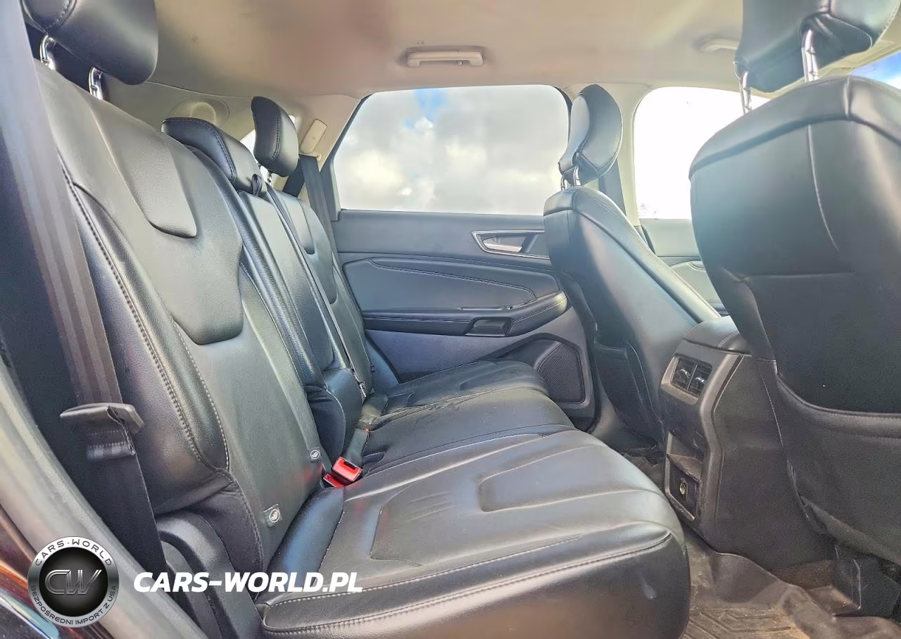 2018 Ford Edge Titanium VIN:2FMPK3K85JBC33090 - 11