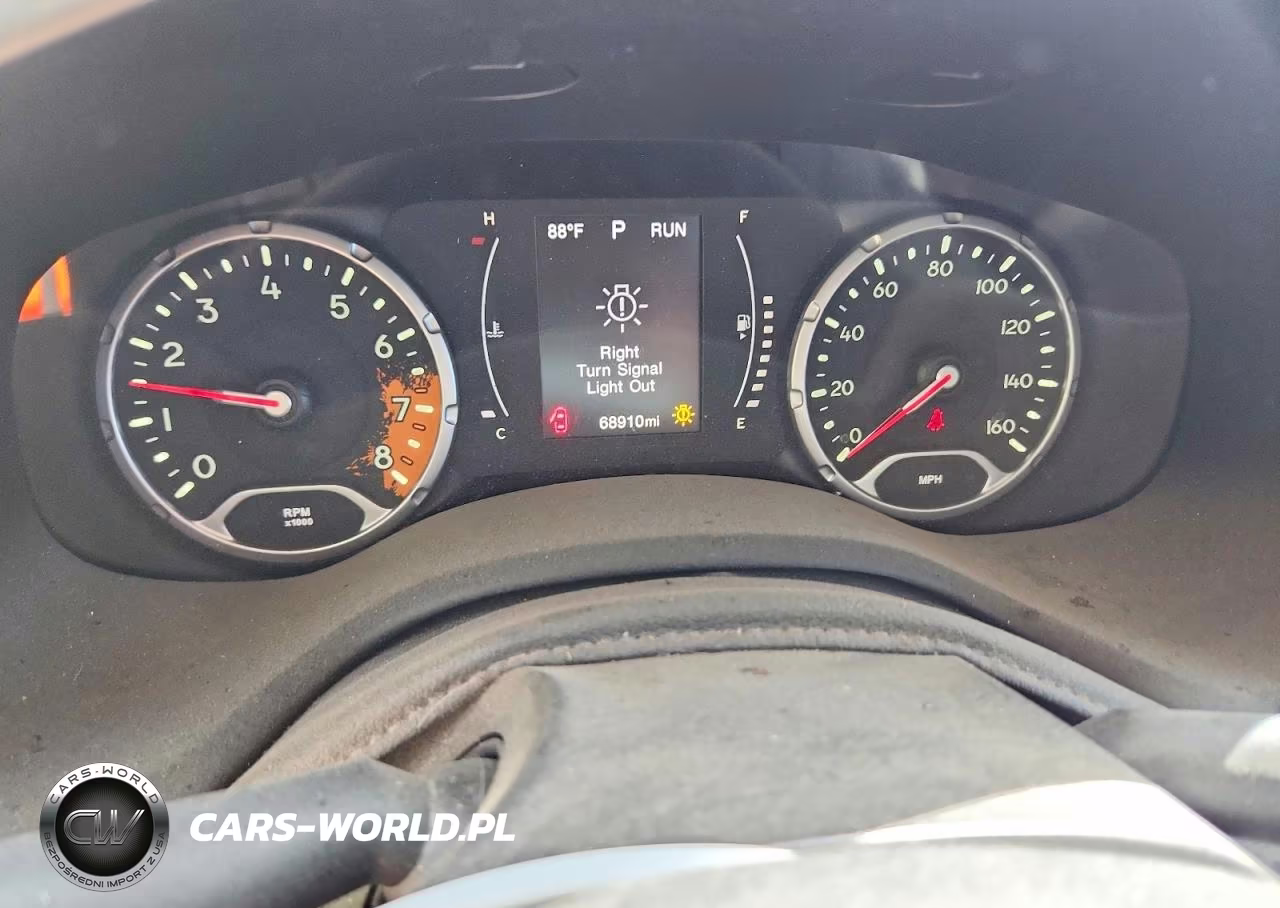 2016 Jeep Renegade Sport VIN:ZACCJBAT2GPD60289 - 9