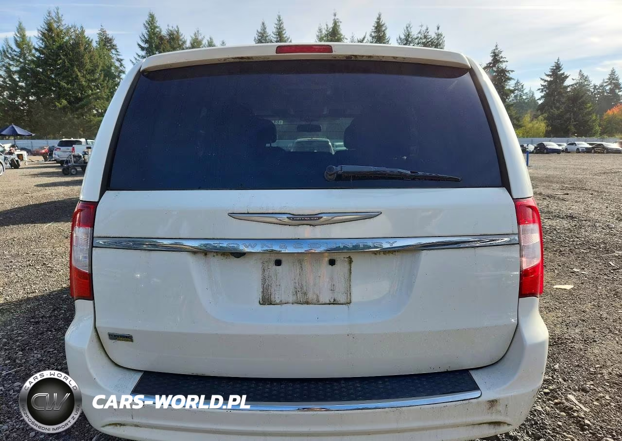 2013 Chrysler Town & Country Touring VIN:2C4RC1BG1DR704878 - 6