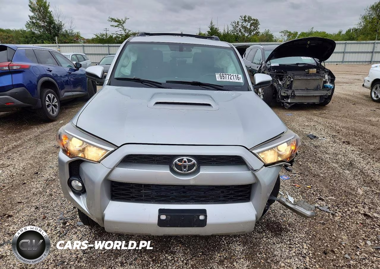 2018 Toyota 4Runner Trd Off-Road VIN:JTEBU5JR7J5542235 - 5