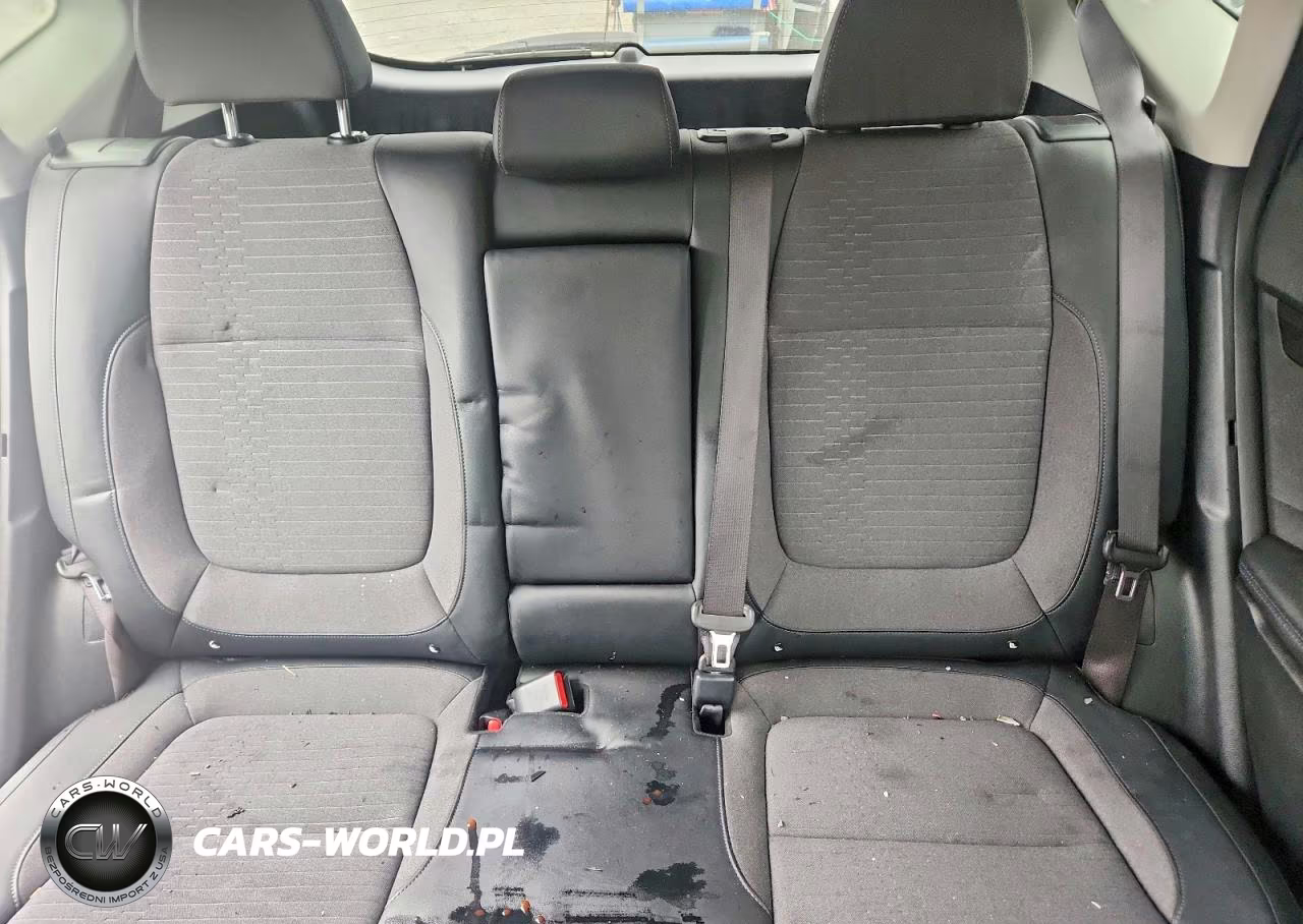 2023 Kia Seltos S VIN:KNDEU2AA1P7406366 - 10