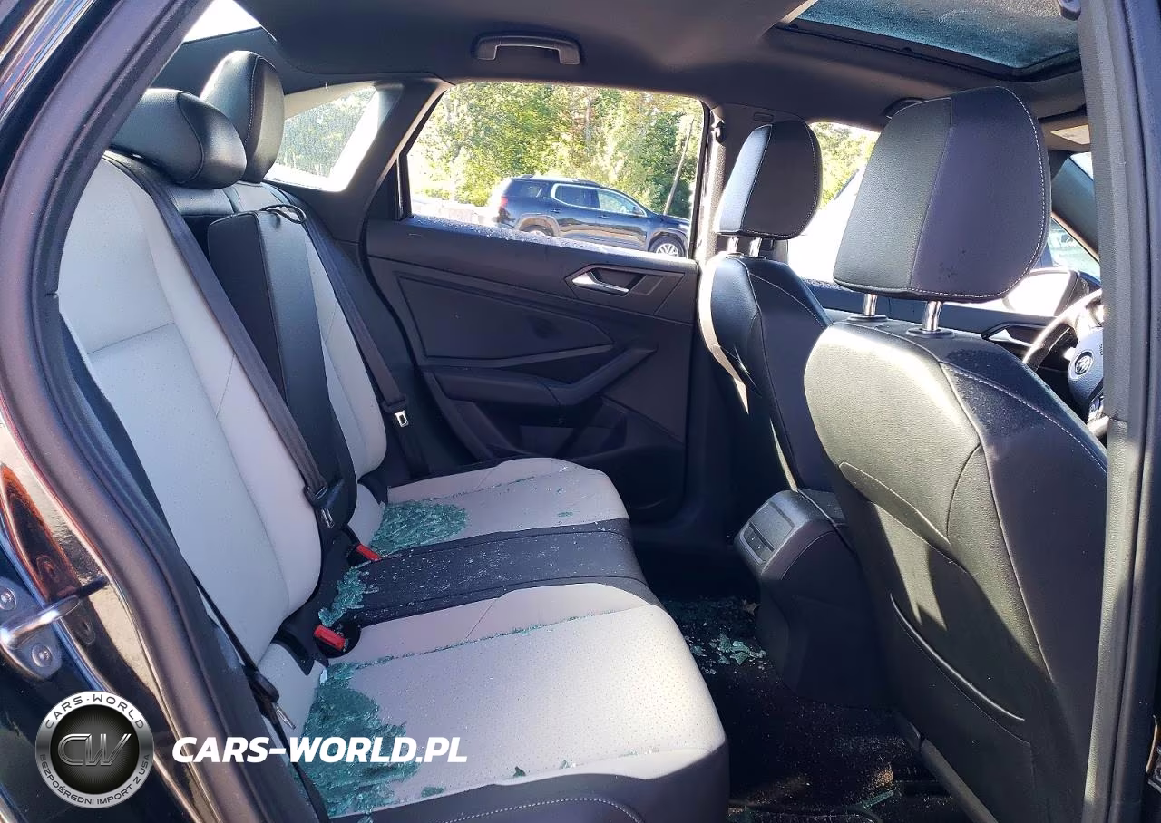 2019 Volkswagen Jetta S VIN:3VWCB7BU9KM272608 - 10