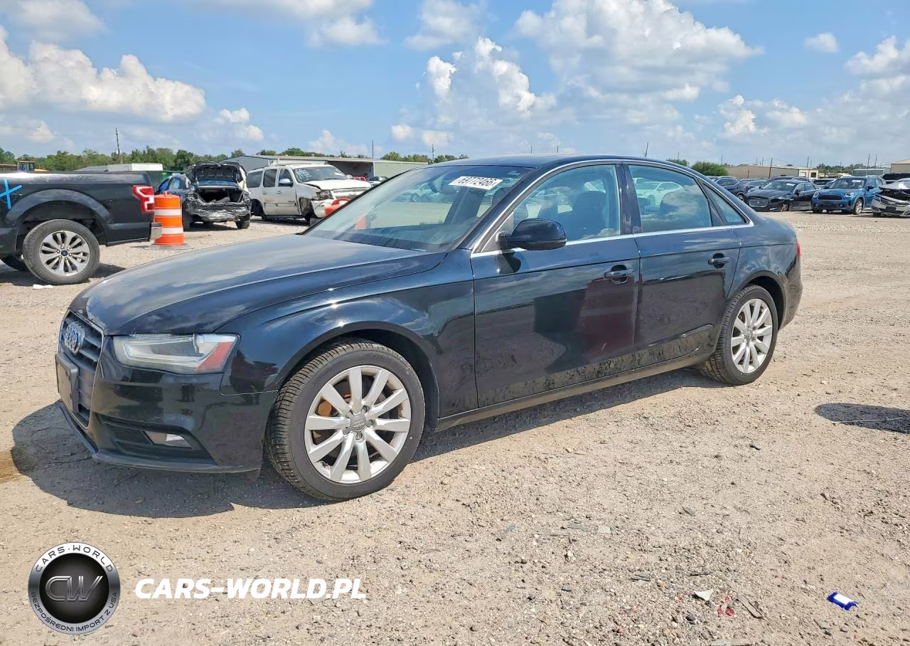 2013 Audi A4 Premium VIN:WAUBFAFLXDN045399 - 1