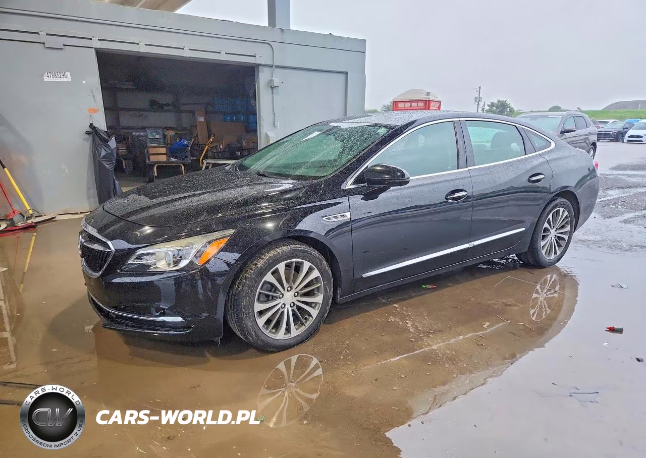 2017 Buick Lacrosse Essence – zdjęcie 1 z 12